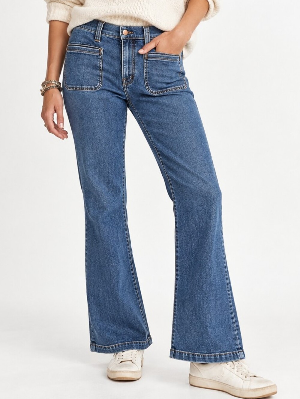 Madewell Low Rise Kick Out Jeans